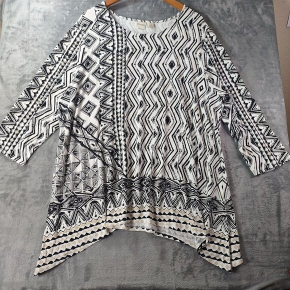 Womens XXL Zenergy Tribal Tunic Top Black White Asymmetrical Hem‎ Stretch - Picture 1 of 10
